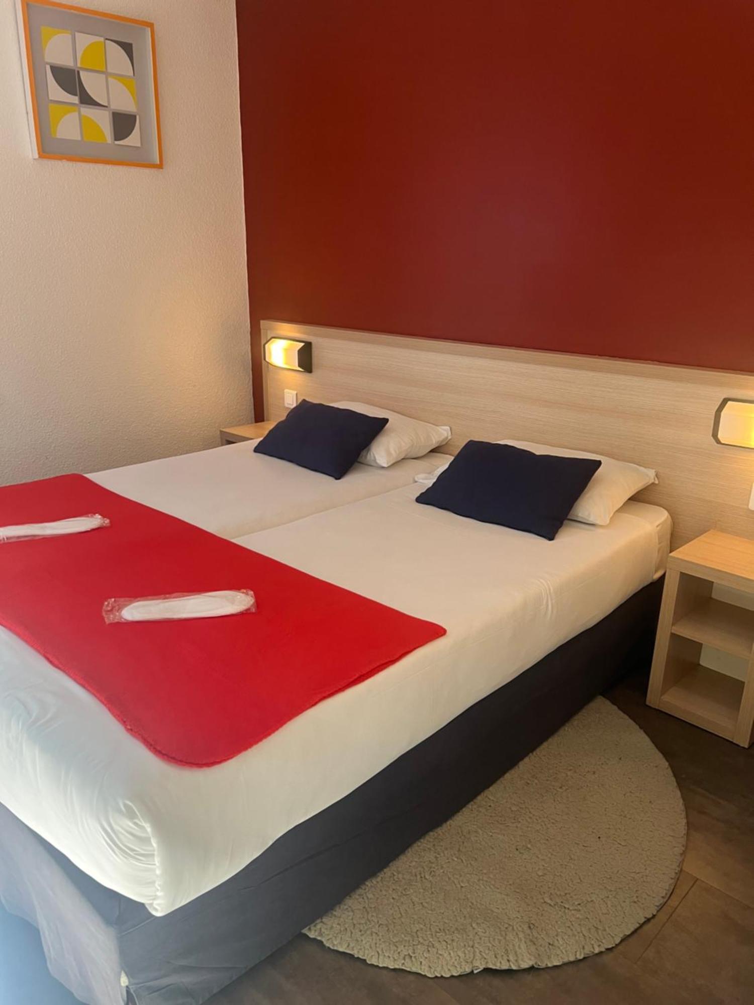 Budget Hotel Melun Sud - Dammarie Les Lys Exterior photo